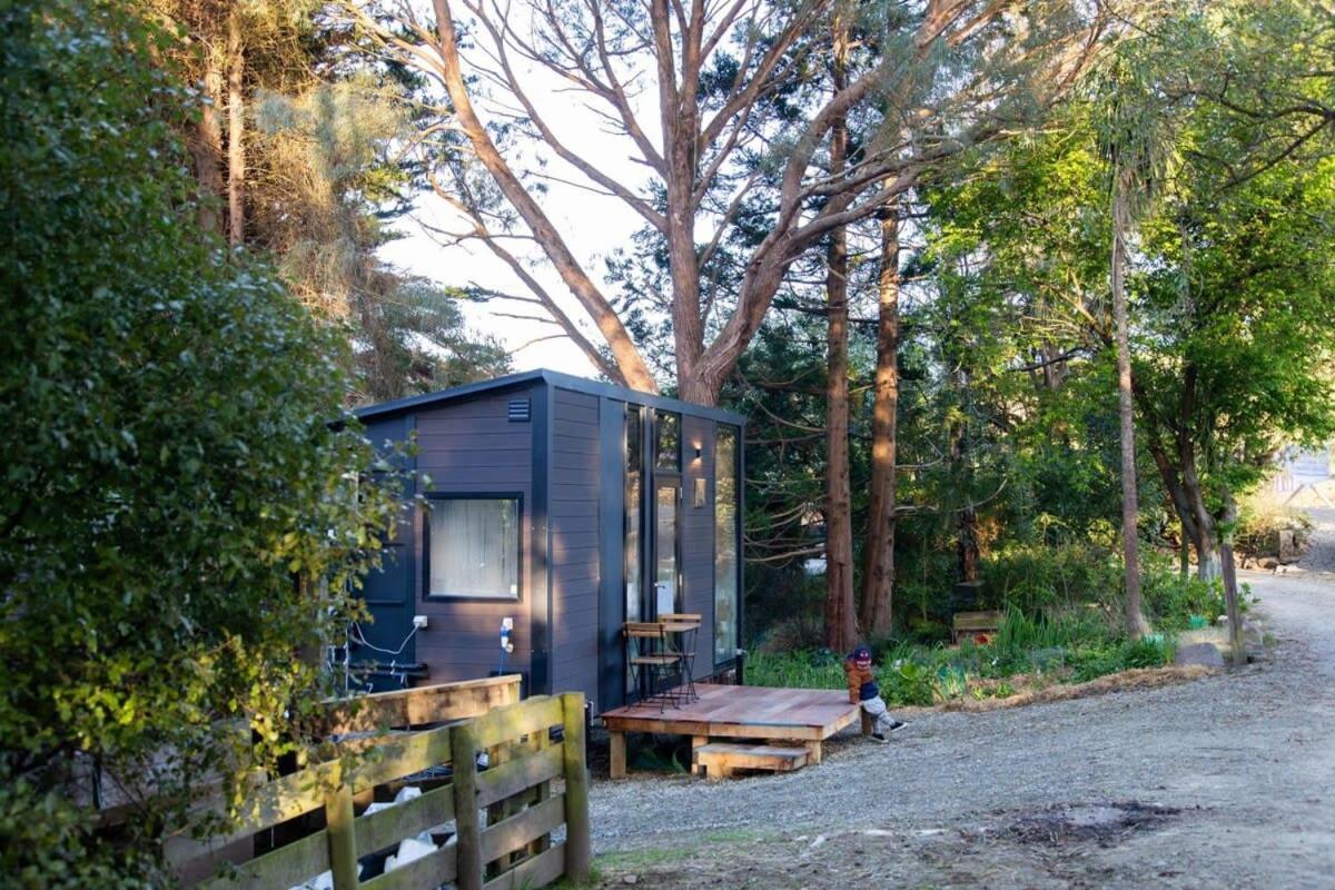 Forest Hill Farm By Tiny Away Herbert Exterior photo
